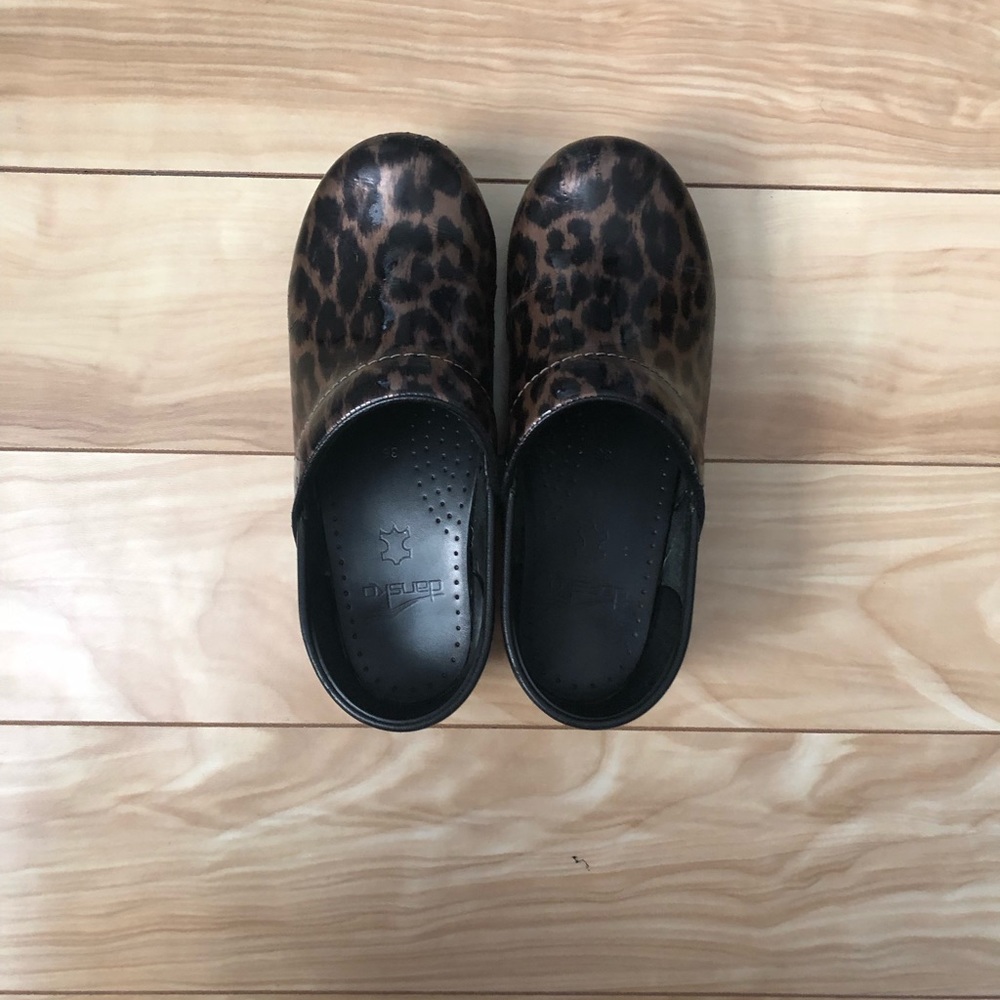 Leopard danskos